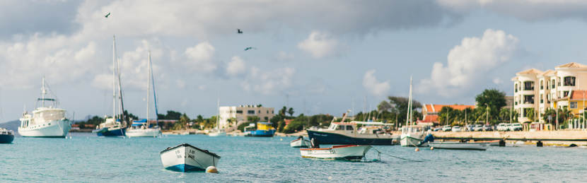 Baai Kralendijk header large.jpg